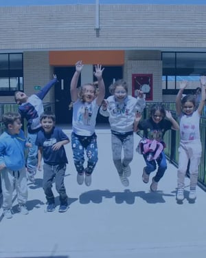 NUESTROS ESTUDIANTES